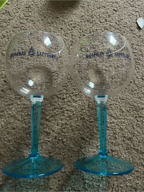 Bombay Sapphire acrylic Branded Gin Balloon Glasses with Blue Stems (2 Set of 2)
